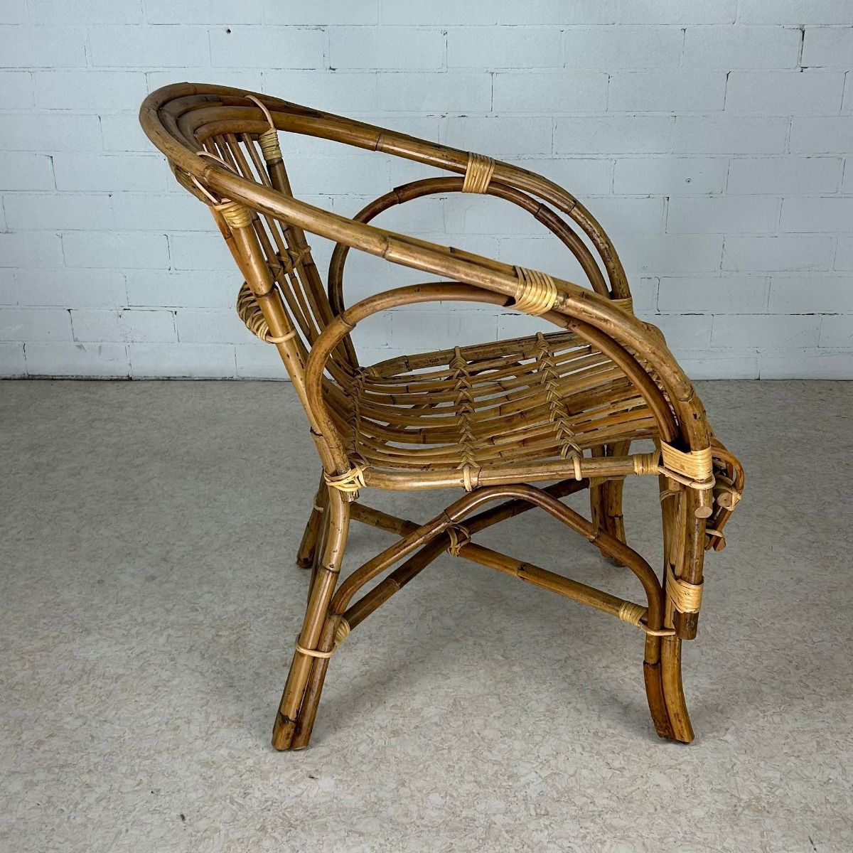 PEREGRIN NATURAL RATTAN VERANDAH CHAIR LOUNGE CHAIR ACCENT CHAIR/ ARMCHAIR /EASY CHAIR