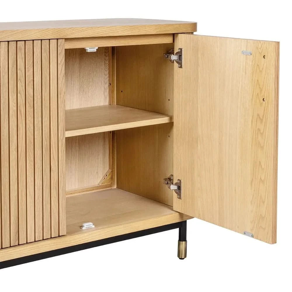 PEMBROKE HAMPTON STYLE BUFFET NATURAL OAK