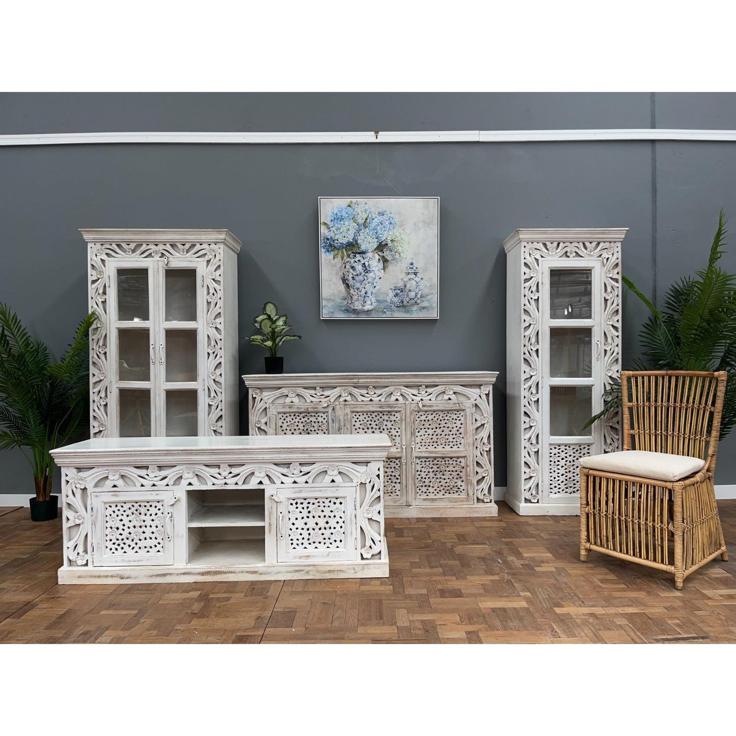 MANCHUELA 2 DOORS ORNATE ASIAN STYLE DISPLAY CABINET IN MANGO WOOD - MyChocolateWood