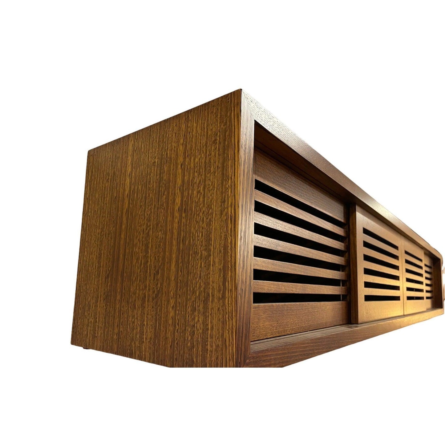 LITANI WALL MOUNTABLE TASSIE OAK SLIDING DOORS LOWLINE TV UNIT - MyChocolateWood