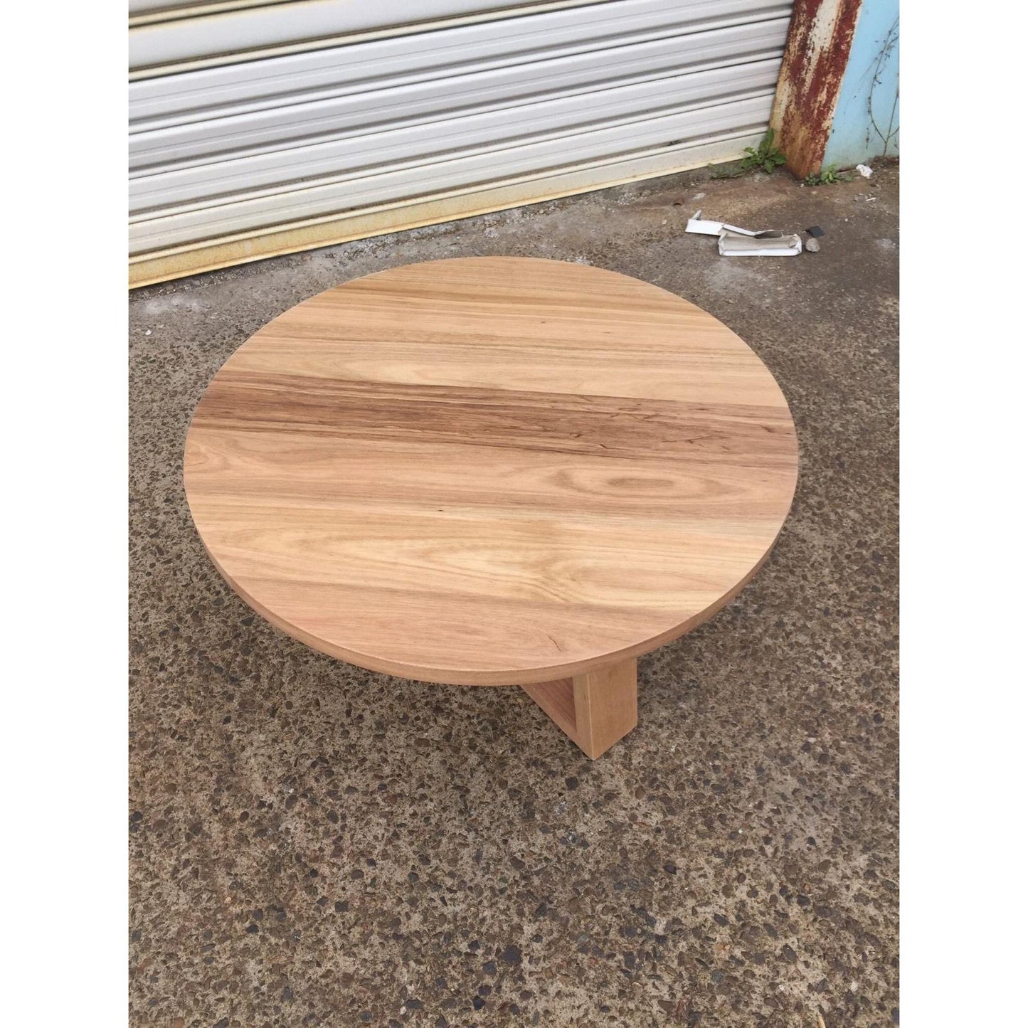 TANSY ROUND COFFEE TABLE 1000MM DIA. - SOLID TASSIE OAK