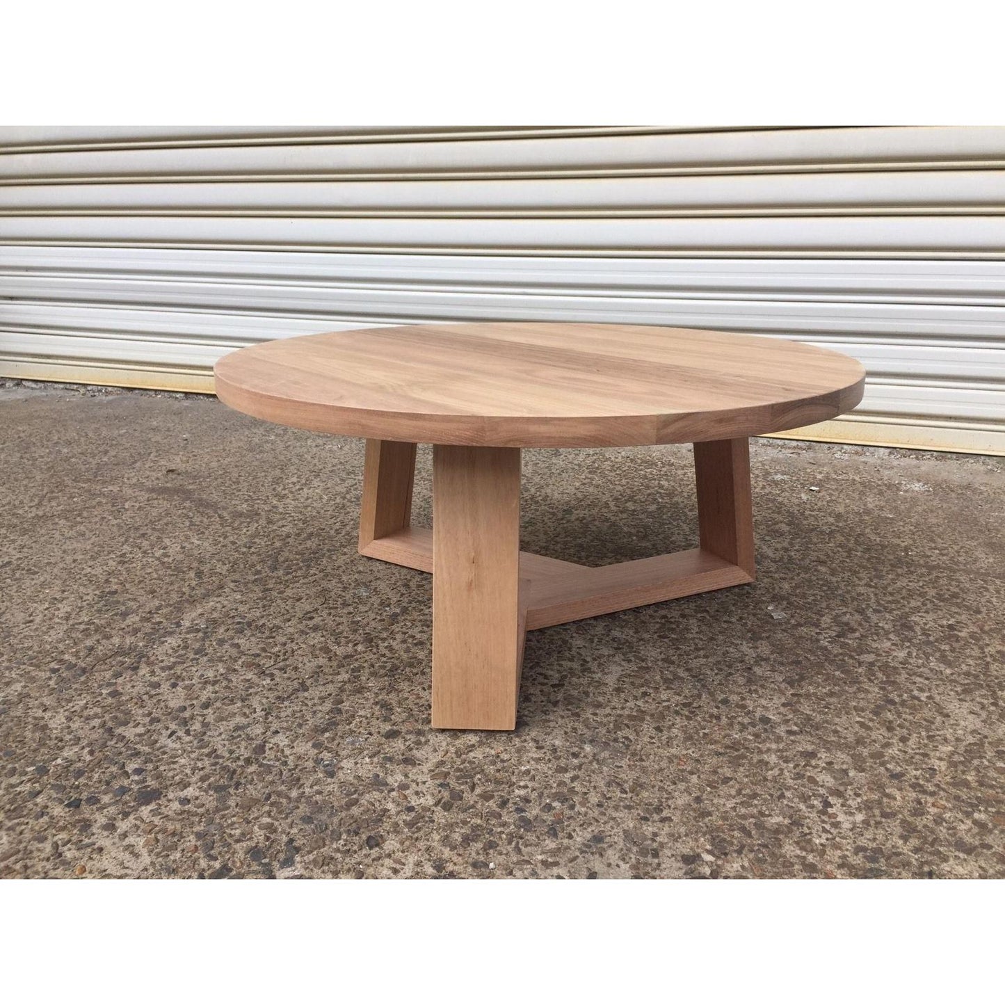 TANSY ROUND COFFEE TABLE 1000MM DIA. - SOLID TASSIE OAK