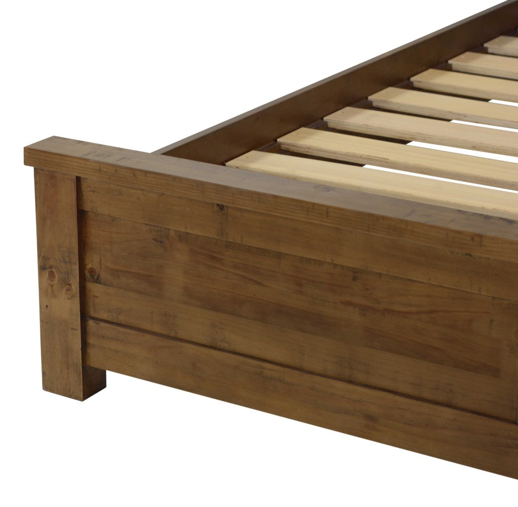 SCOTTI SOLID PINE DOUBLE BED  AGED SUNDRIED ASH COLOUR