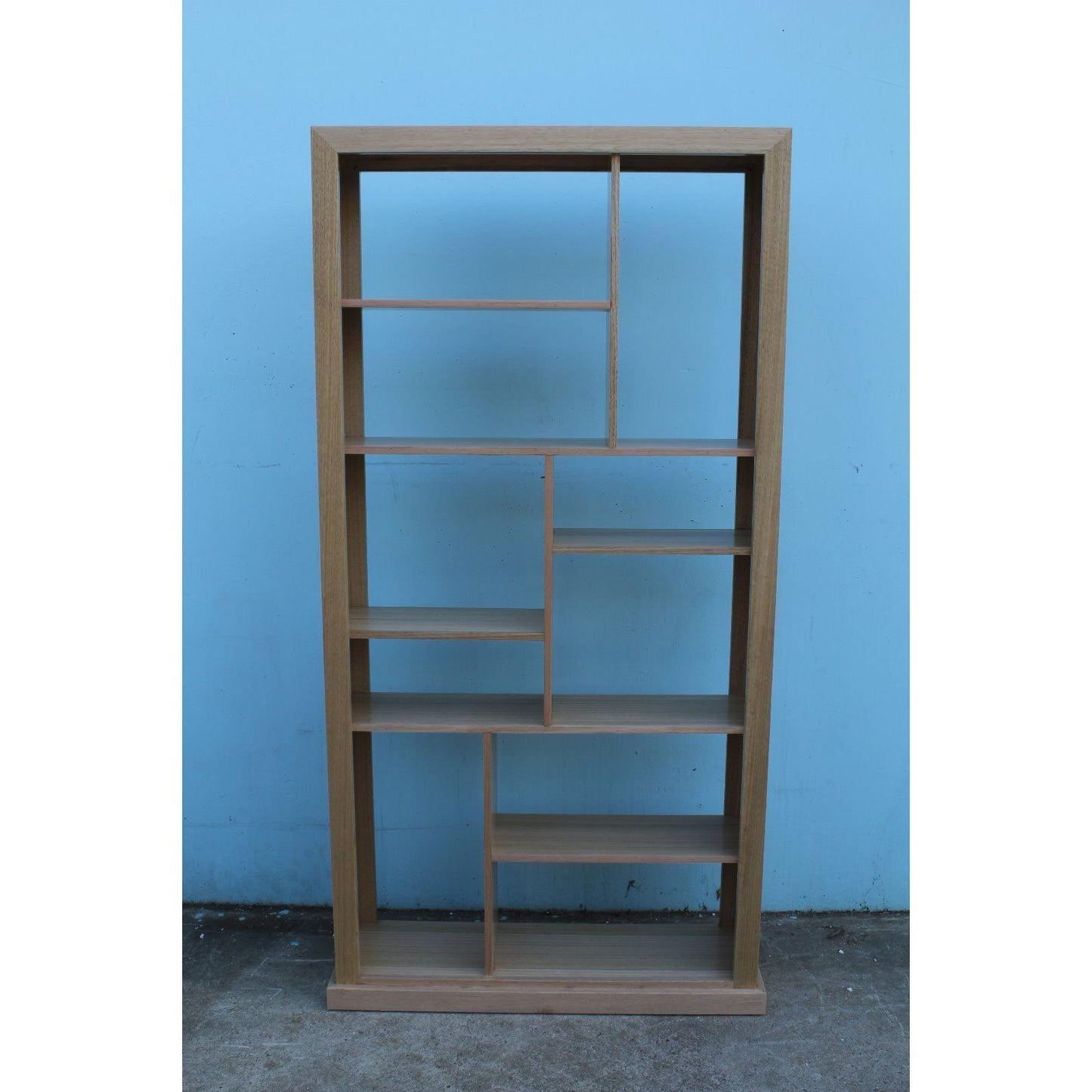 AUSTRALIAN CUSTOM-MADE RILEY TASSIE OAK HARDWOOD BOOKCASE/BOOKSHELF/ROOM DIVIDER/DISPALY UNIT - LOCALLY MADE
