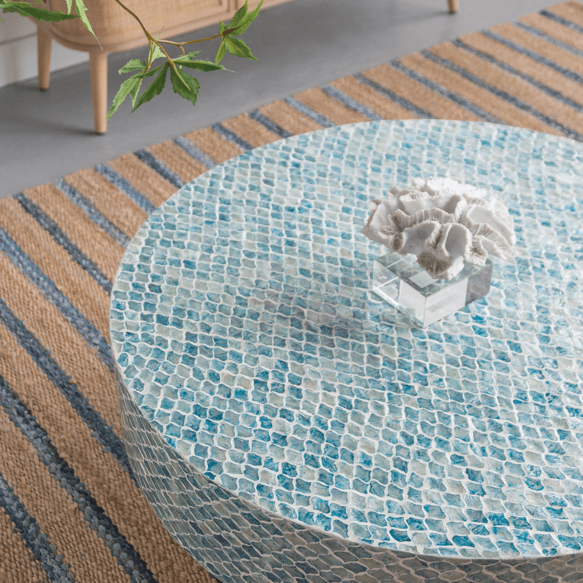 CONCH ROUND SHELL COFFEE TABLE