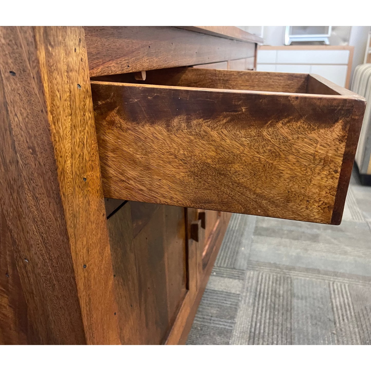 SOLID BENATO INDIAN ROSEWOOD BUFFET 4 DOORS & 4 DRAWERS - FLOOR STOCK CLEARANCE