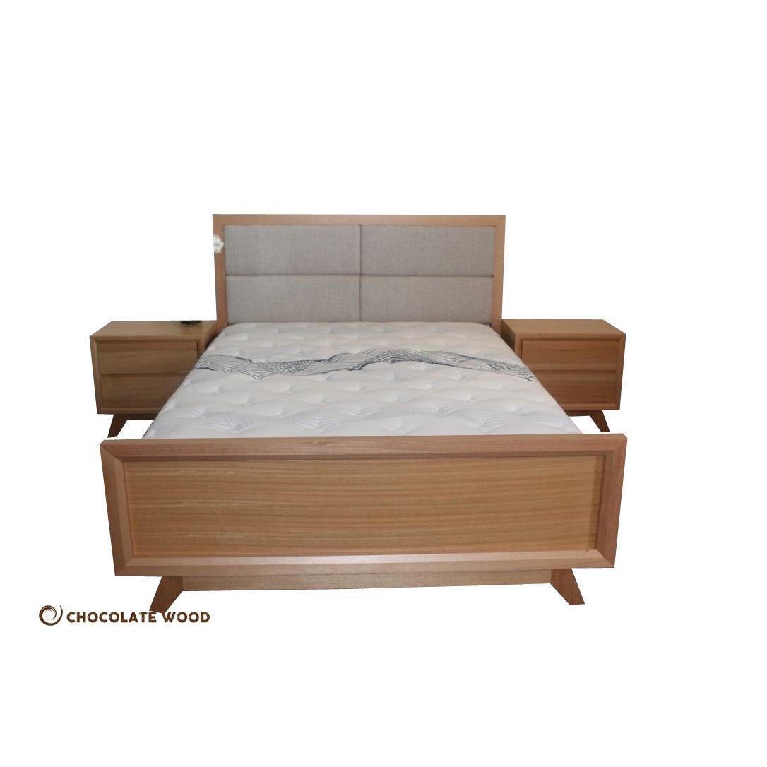 MIRANDA  5 PIECE QUEEN BEDROOM SUITE IN TASSIE OAK CLEAR LACQUER