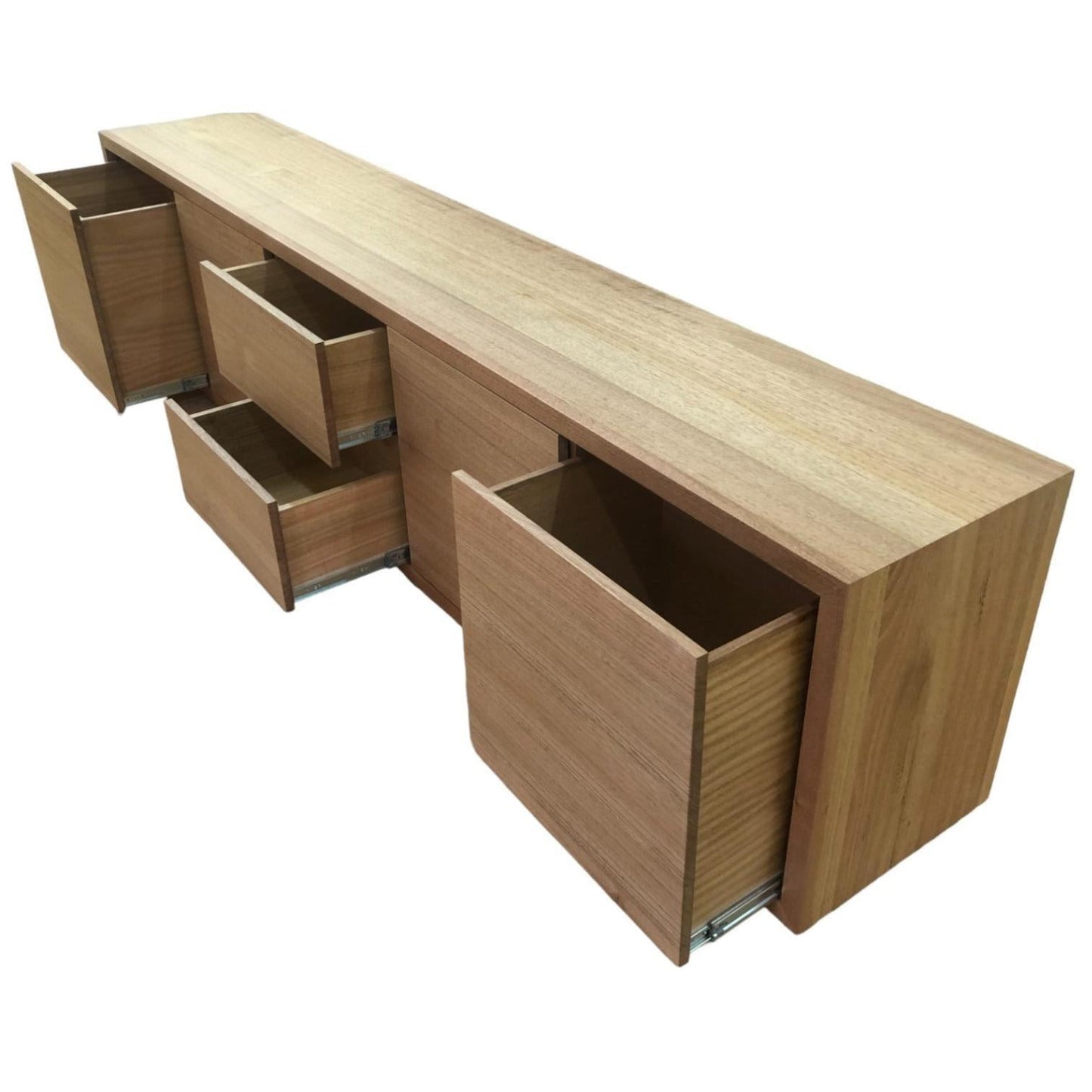 KAMILA AUSTRALIAN MADE TASSIE OAK TV /ENTERTAINMENT UNIT WITH 2 DOORS & 2 LARGE DRAWERS & 2 SMALLER DRAWRS IN THE MIDDLE