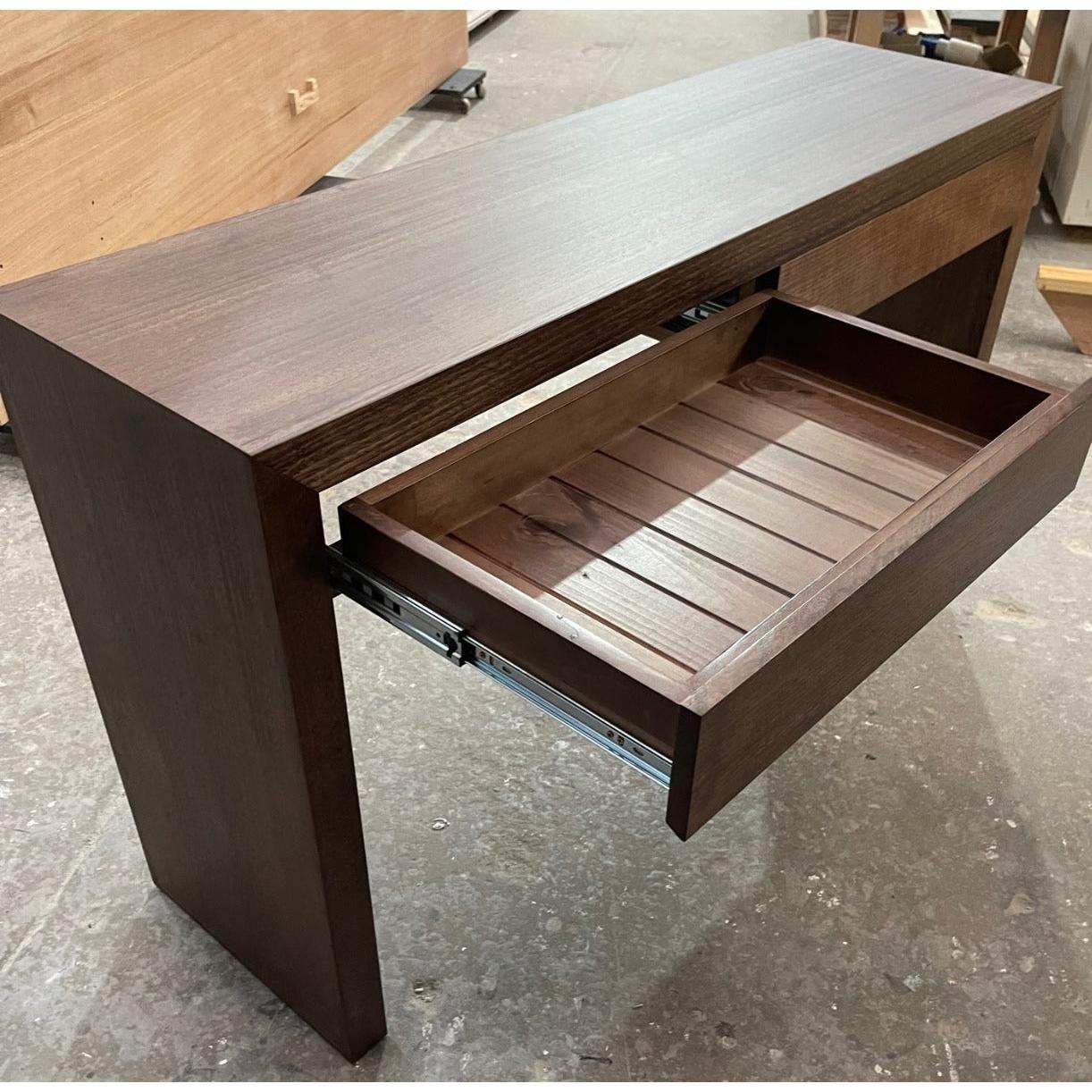 BELFAST CUSTOM MADE TASSIE OAK HALL TABLE