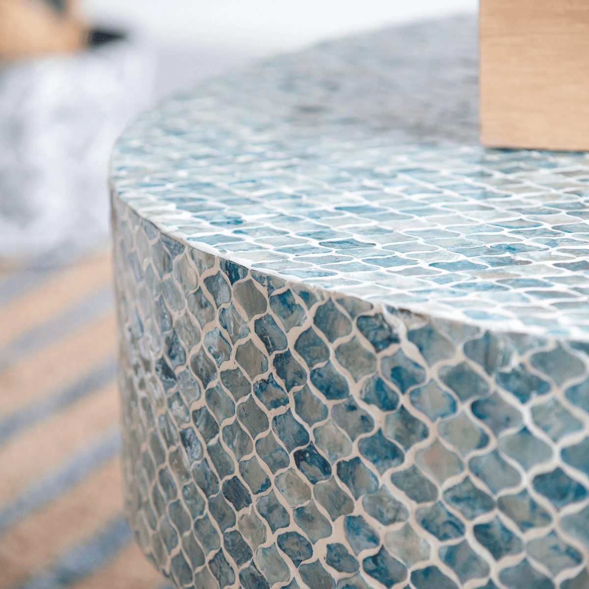 CONCH ROUND SHELL COFFEE TABLE - MyChocolateWood