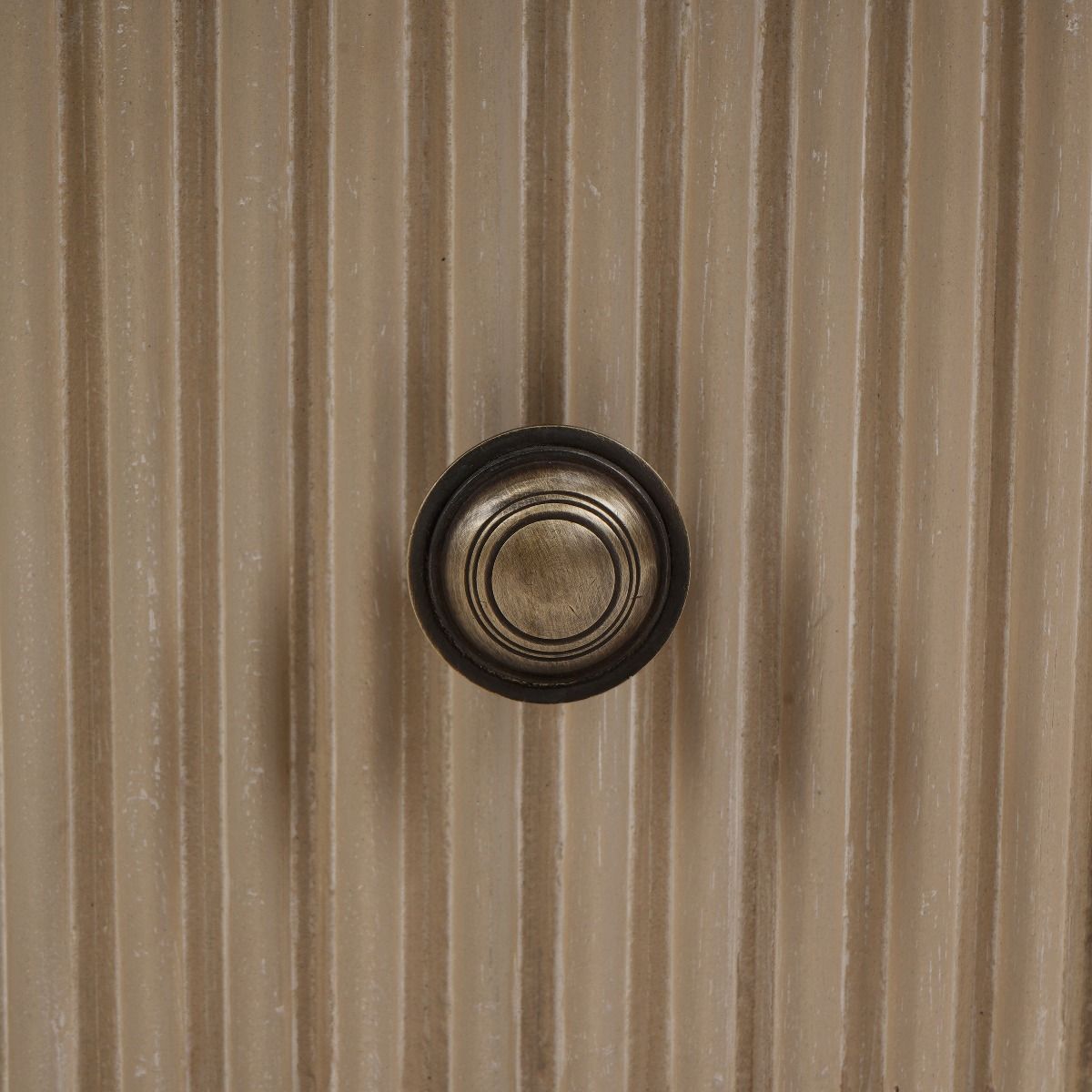 SABRAN MAHOGANY OVAL 3-DRAWER BEDSIDE TABLE NIGHTSTAND SANDBAR