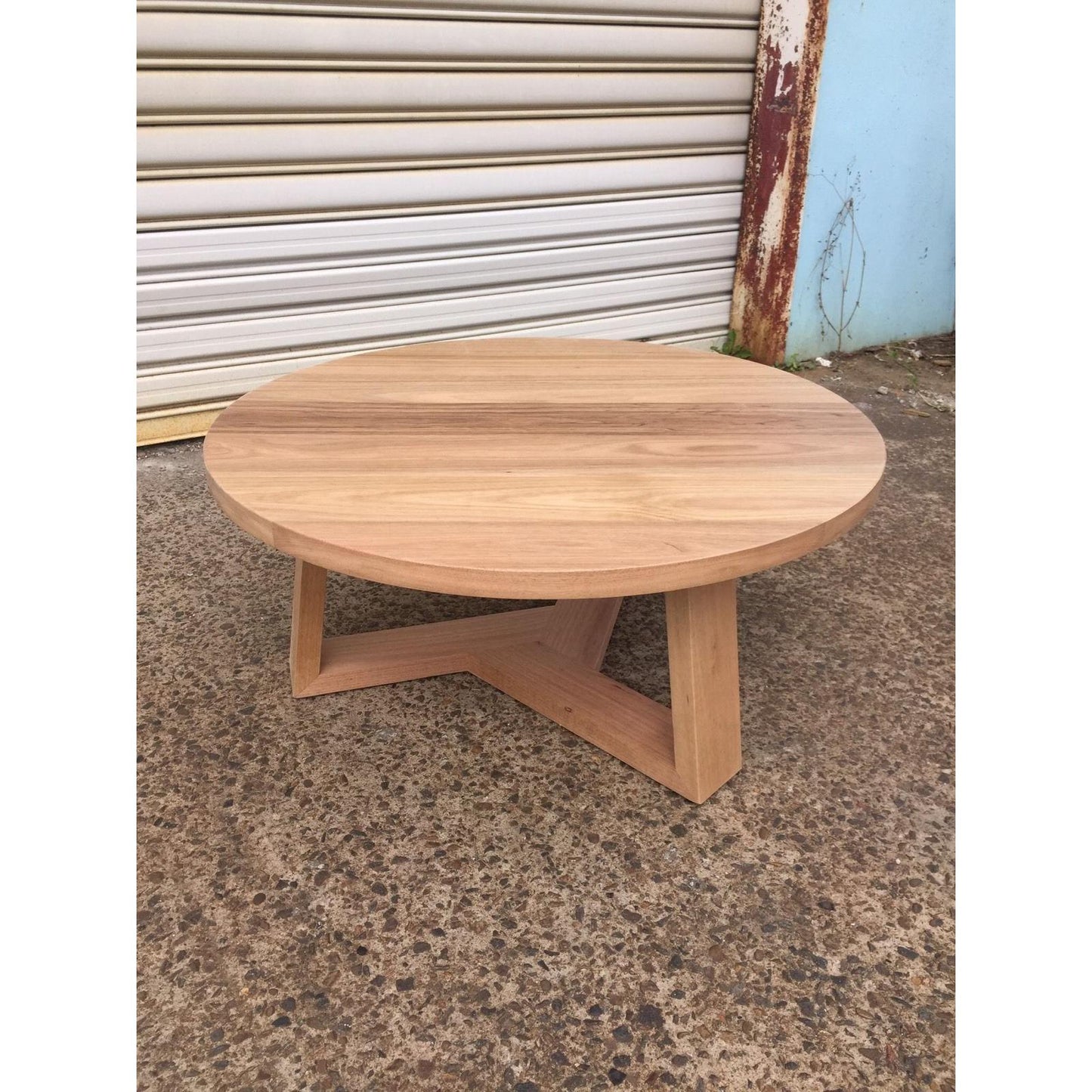 TANSY ROUND COFFEE TABLE 1000MM DIA. - SOLID TASSIE OAK - MyChocolateWood