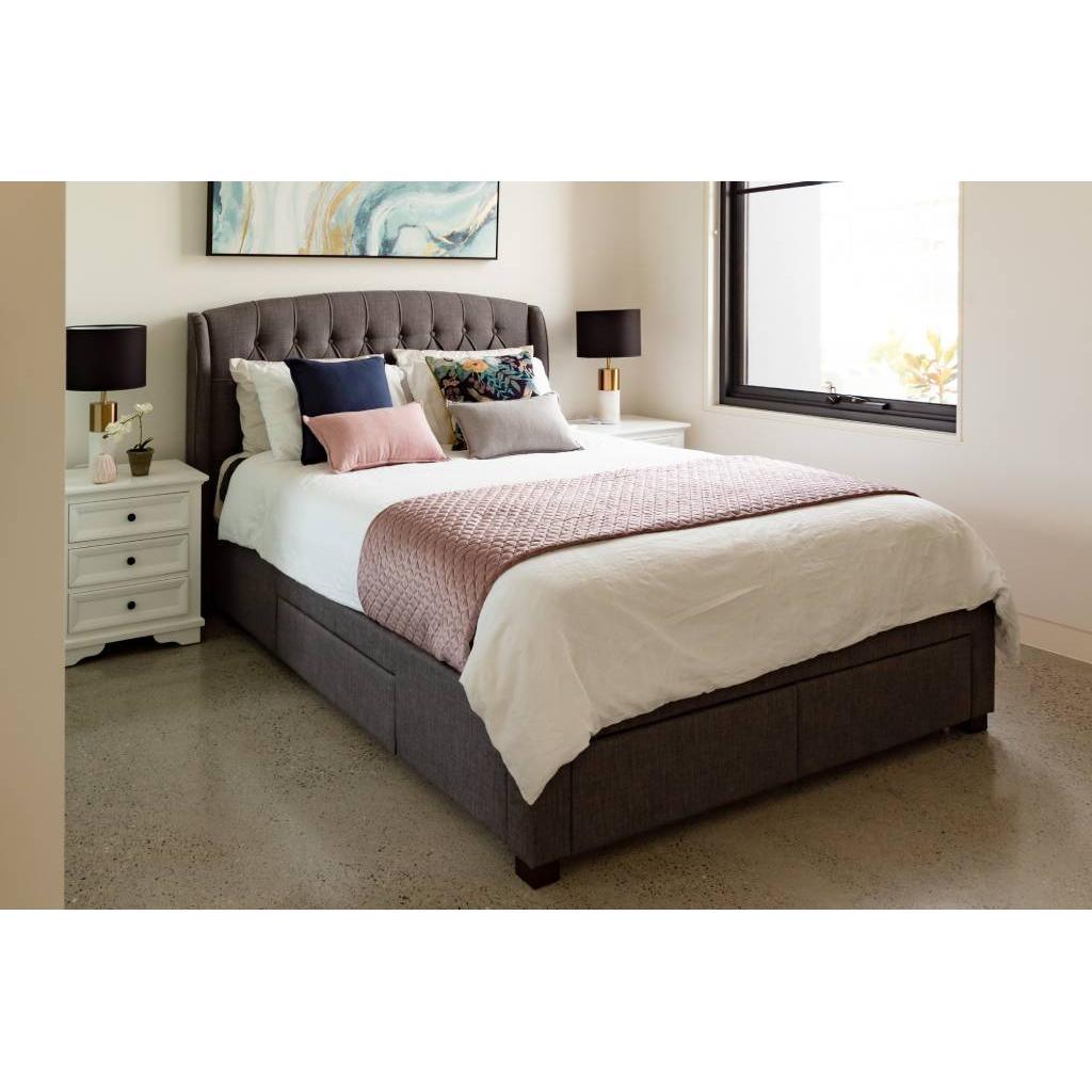 PASCAL HAMPTONS STYLE QUEEN SIZE BED IN DARK GREY