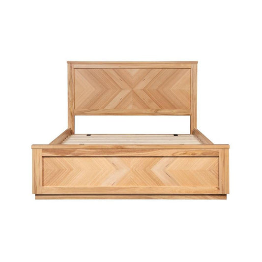 VALANCE TASSIE OAK QUEEN SIZE BED IN NATURAL CLEAR LACQUER