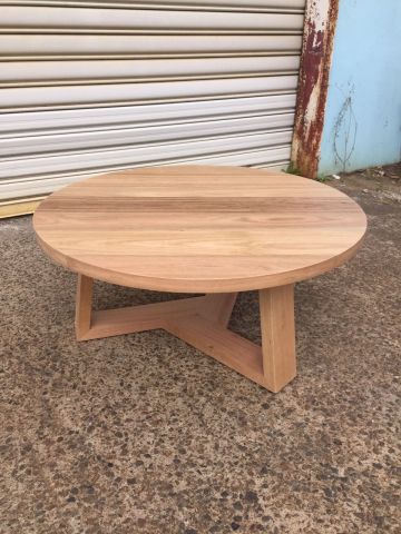 TANSY ROUND COFFEE TABLE 1000MM DIA. - SOLID TASSIE OAK