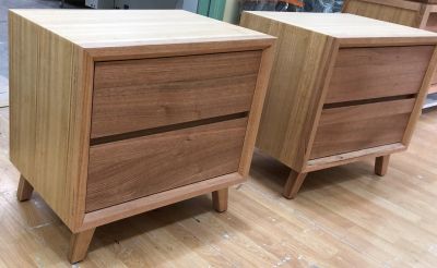 2 XMIRANDA 2 DRAWERS BEDSIDE TABLES IN TASSIE OAK CLEAR LACQUER